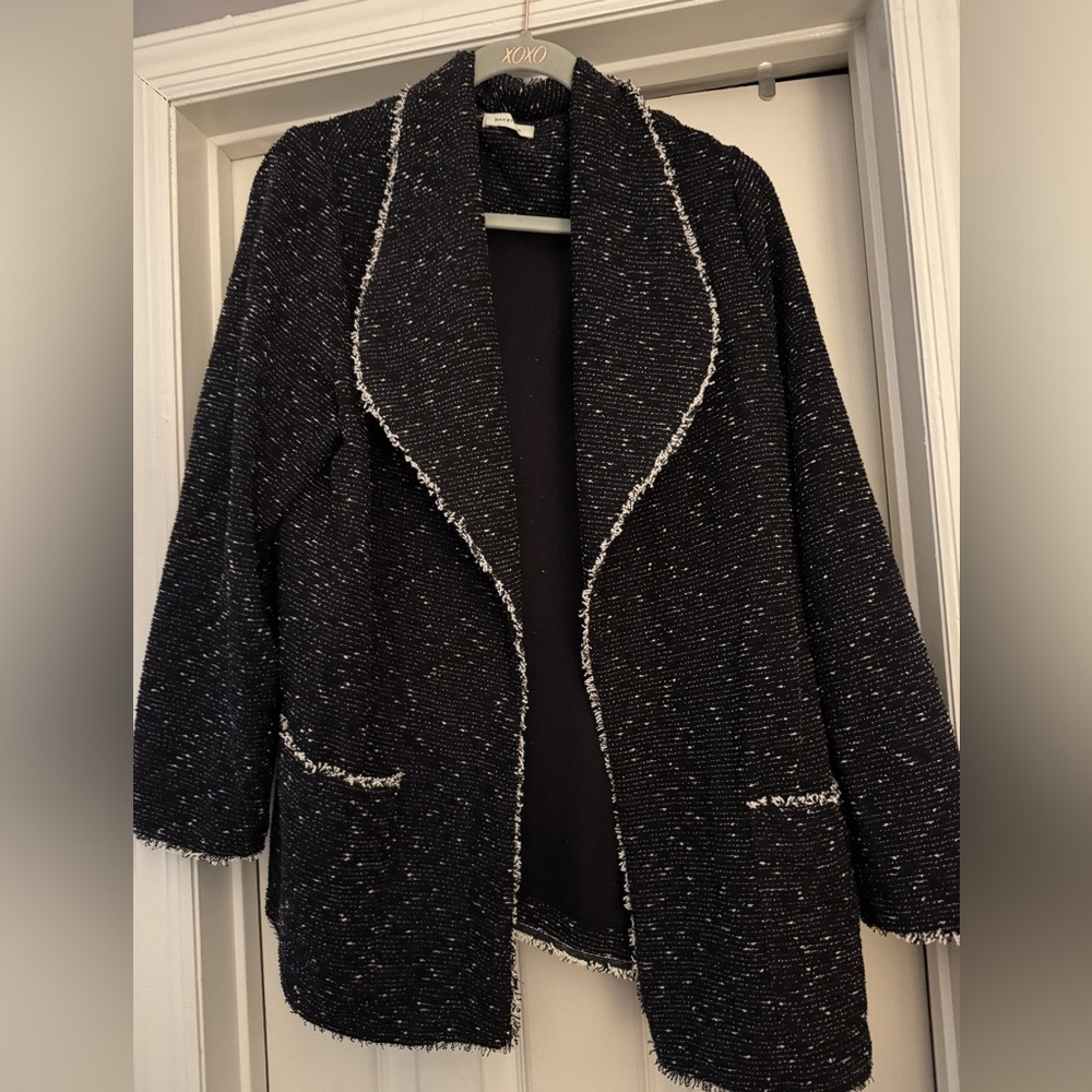 Max Studio tweed blazer. Never worn. 1X black/cream